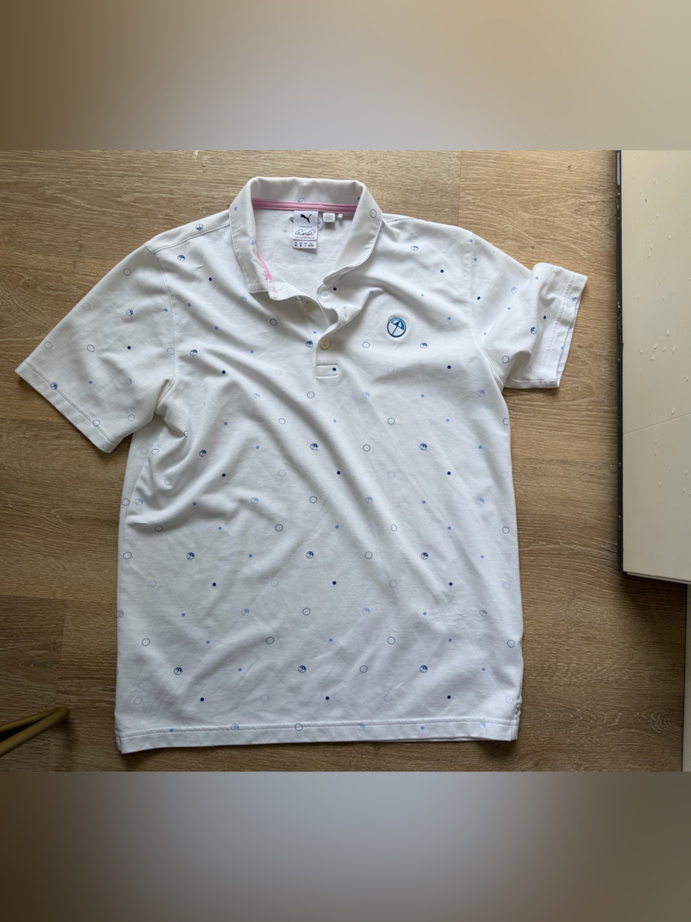 Puma X Arnold Palmer White golf Polo Shirt with Subtle Dot Print size medium